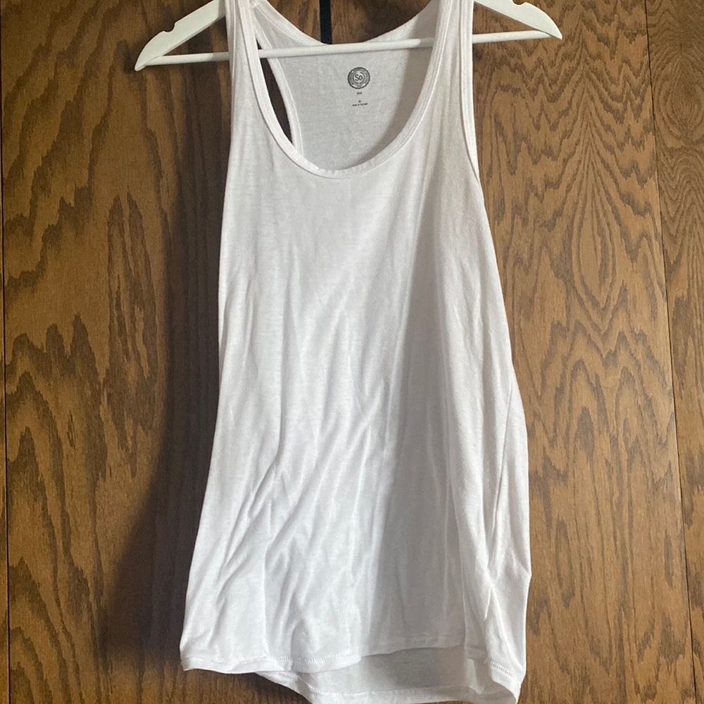 basic white tank size medium